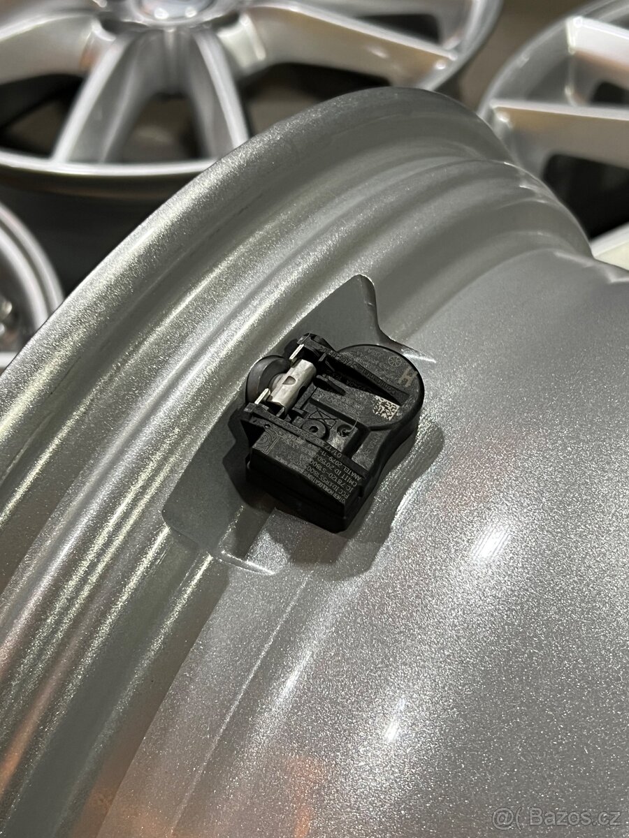 Range Rover r19 nepoužité top - 12