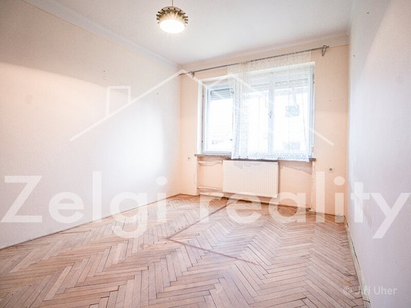 prodej vícegeneračního rodinného domu 7+2, užitná plocha 330 - 12