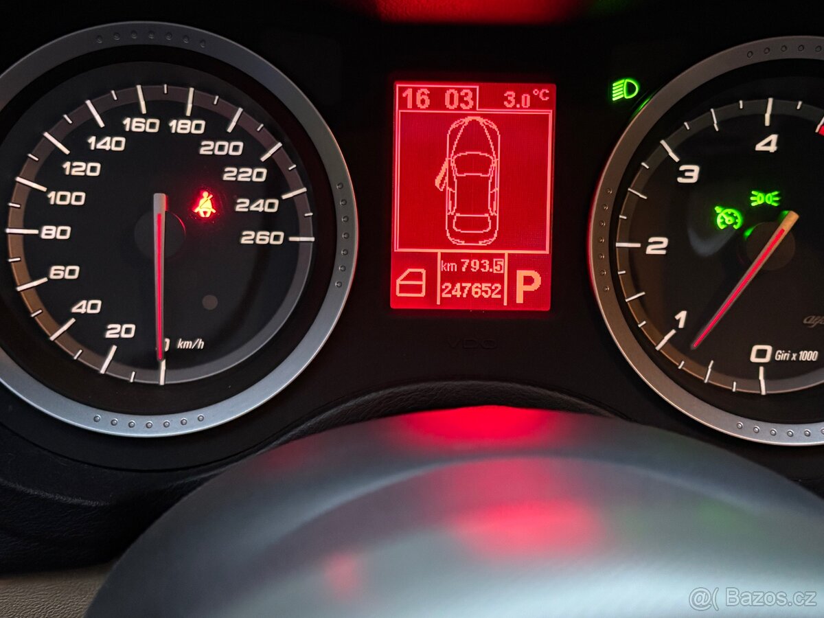 Alfa Romeo 159 2.4 jtd 147 kw facelift - 12