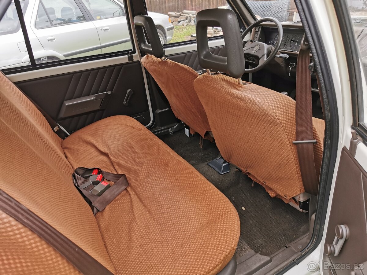 Škoda favorit 136l LPG - 12