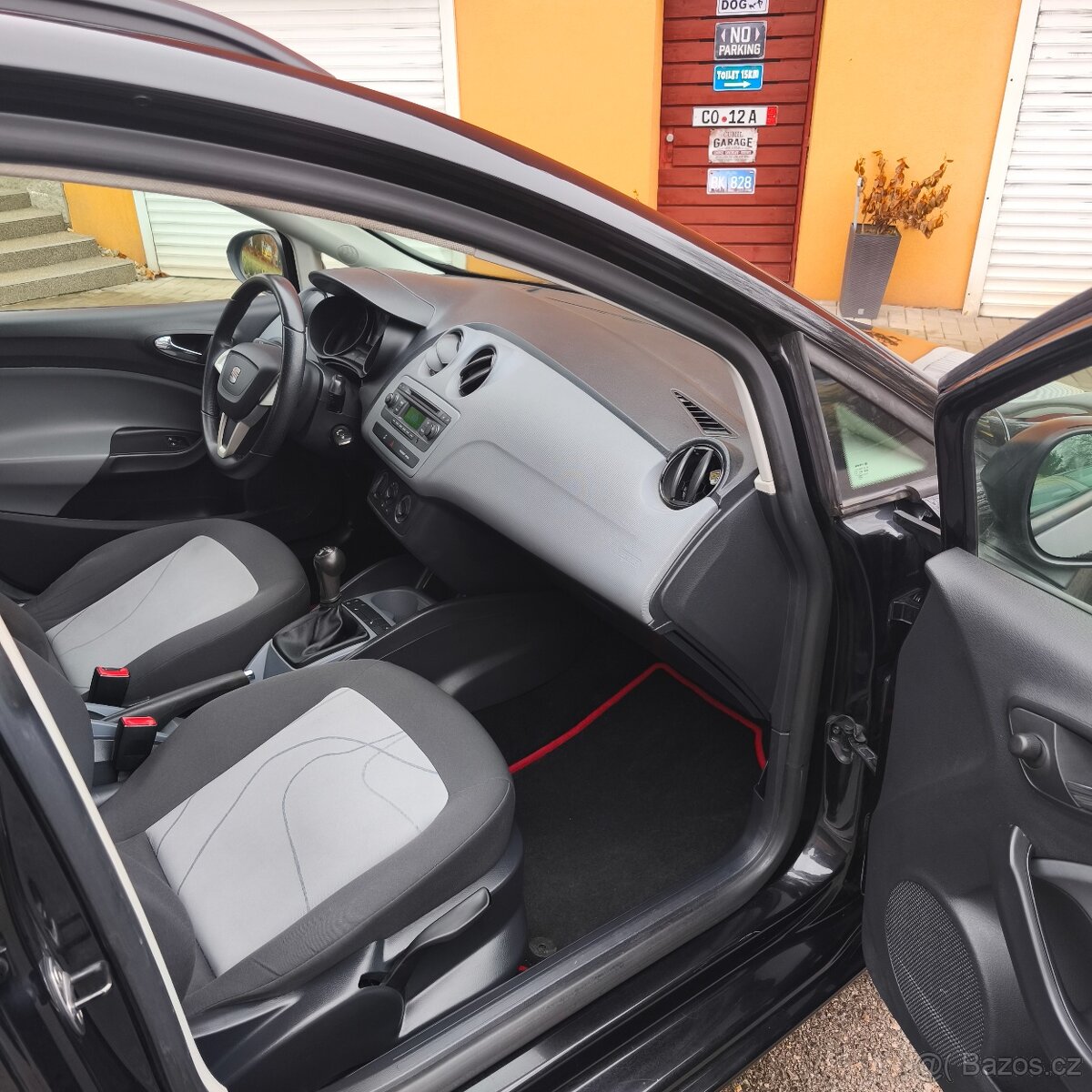 Seat Ibiza ST 1.4 16V 63kw, poctivých 188tkm. rok 2013 - 12