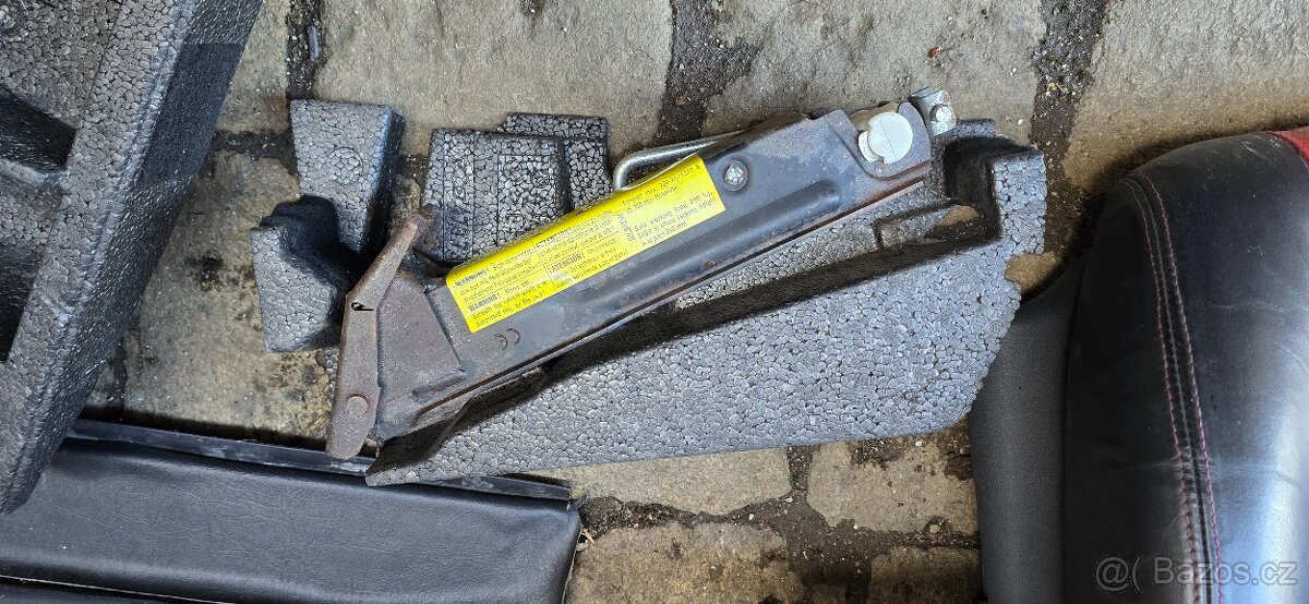 Díly Mercedes SLK 1.generace - 12