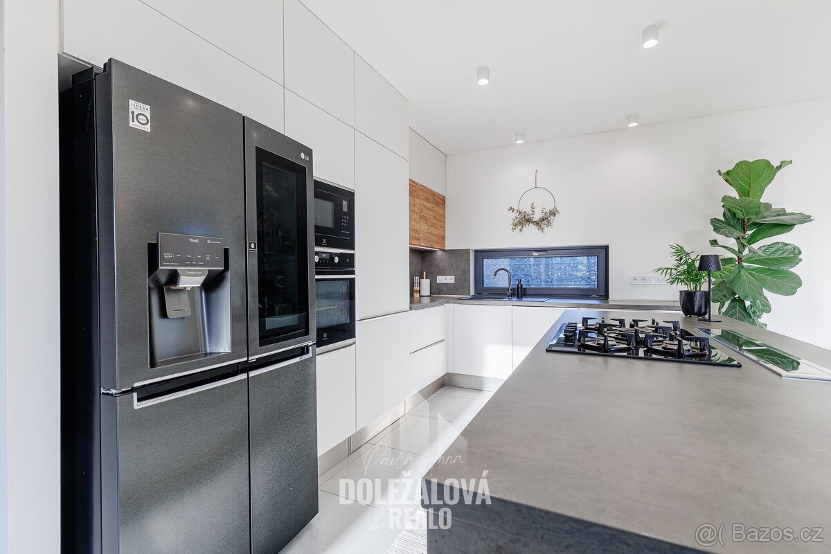 Prodej rodinného domu 193 m², Luka nad Jihlavou, ev.č. 00827 - 12