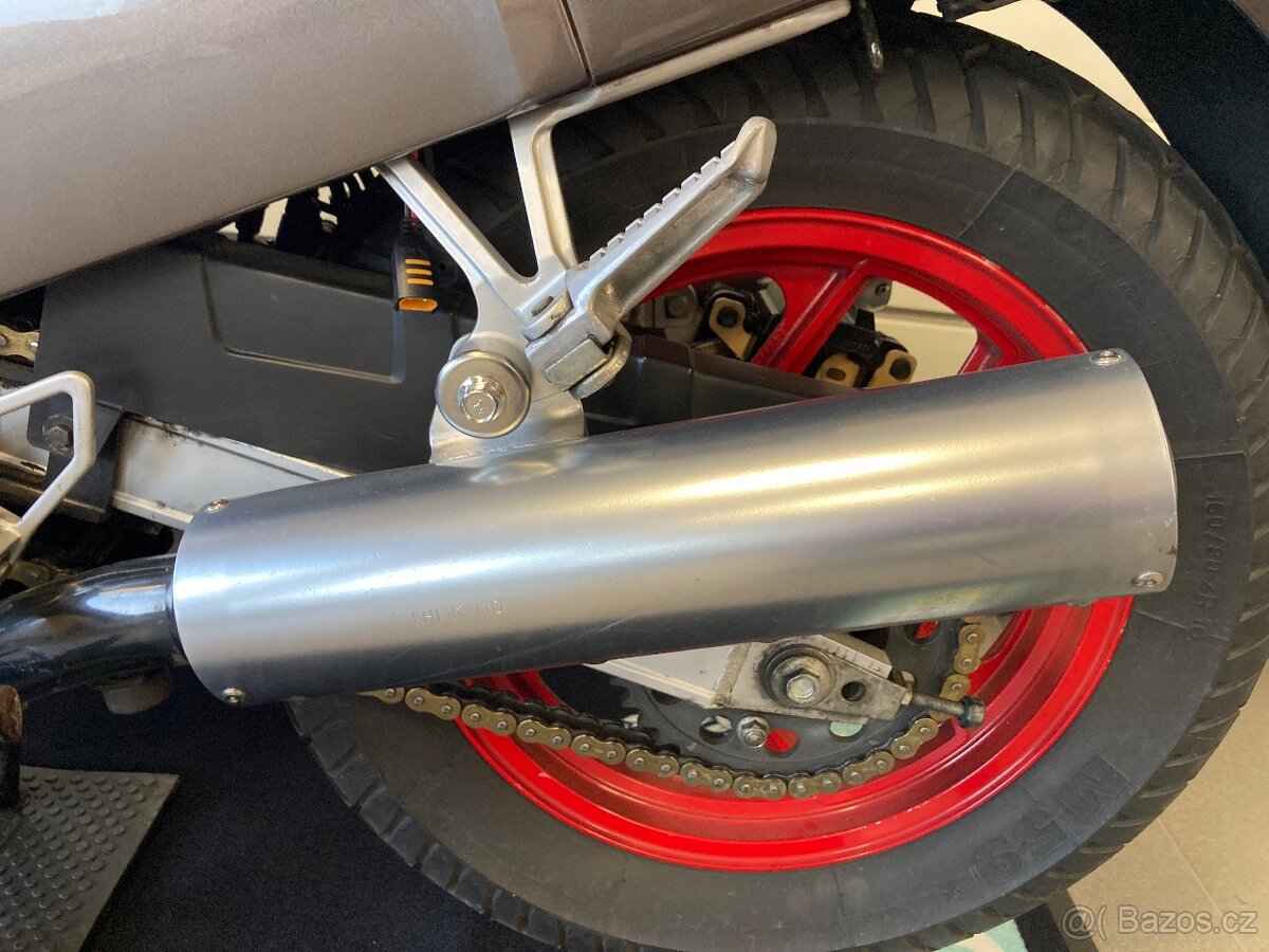 KAWASAKI GPX 600 - 12