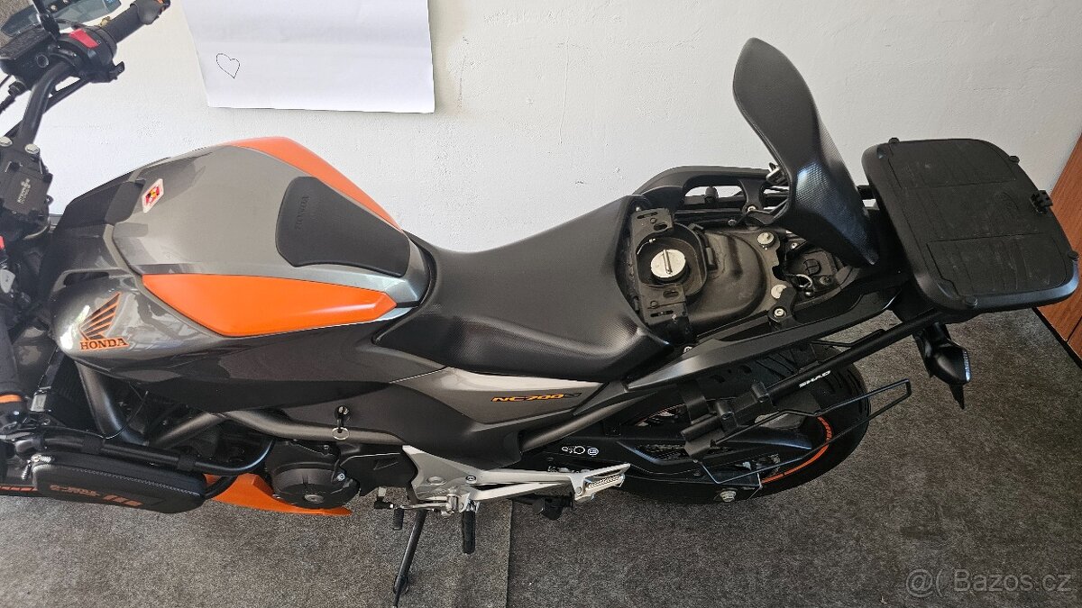 Honda nc700s - 12