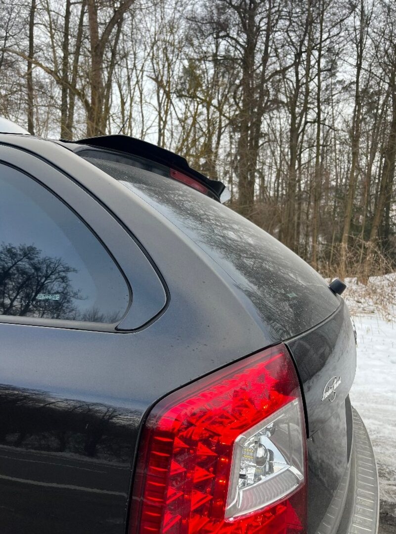 OCTAVIA 2 COMBI SPOILER NA KUFR - 12
