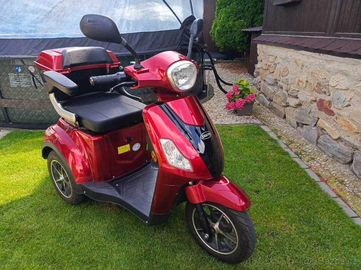 Elektrická tříkolka SELVO 31000 - 12