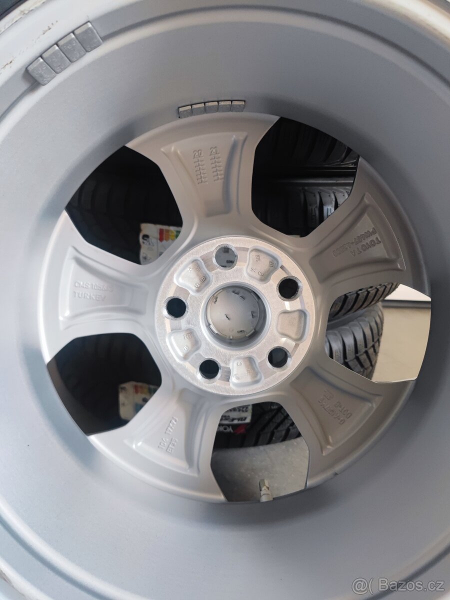 Toyota RAV4 R17 zimní alu sada - nepoužitá - 12