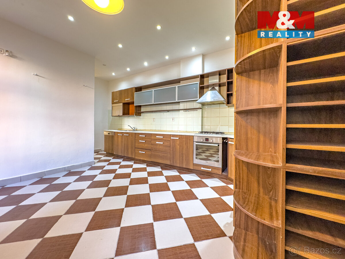 Prodej bytu 4+1, 127 m², Ostrava, ul. Veleslavínova - 12