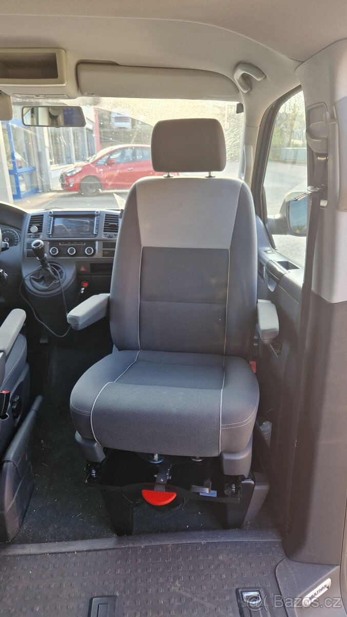 VW Multivan 2.0TDI 103kW, Webasto na DO - 12