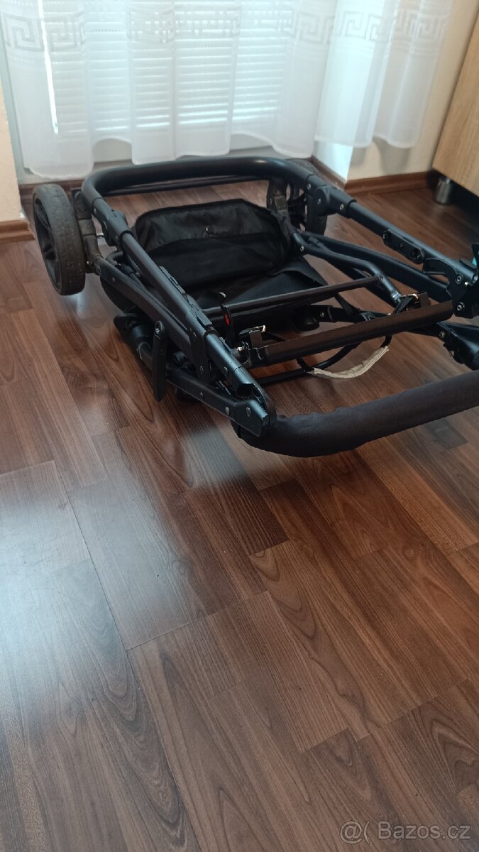 Prodám kočárek huck Rapid 4 Plus Trio set - 12