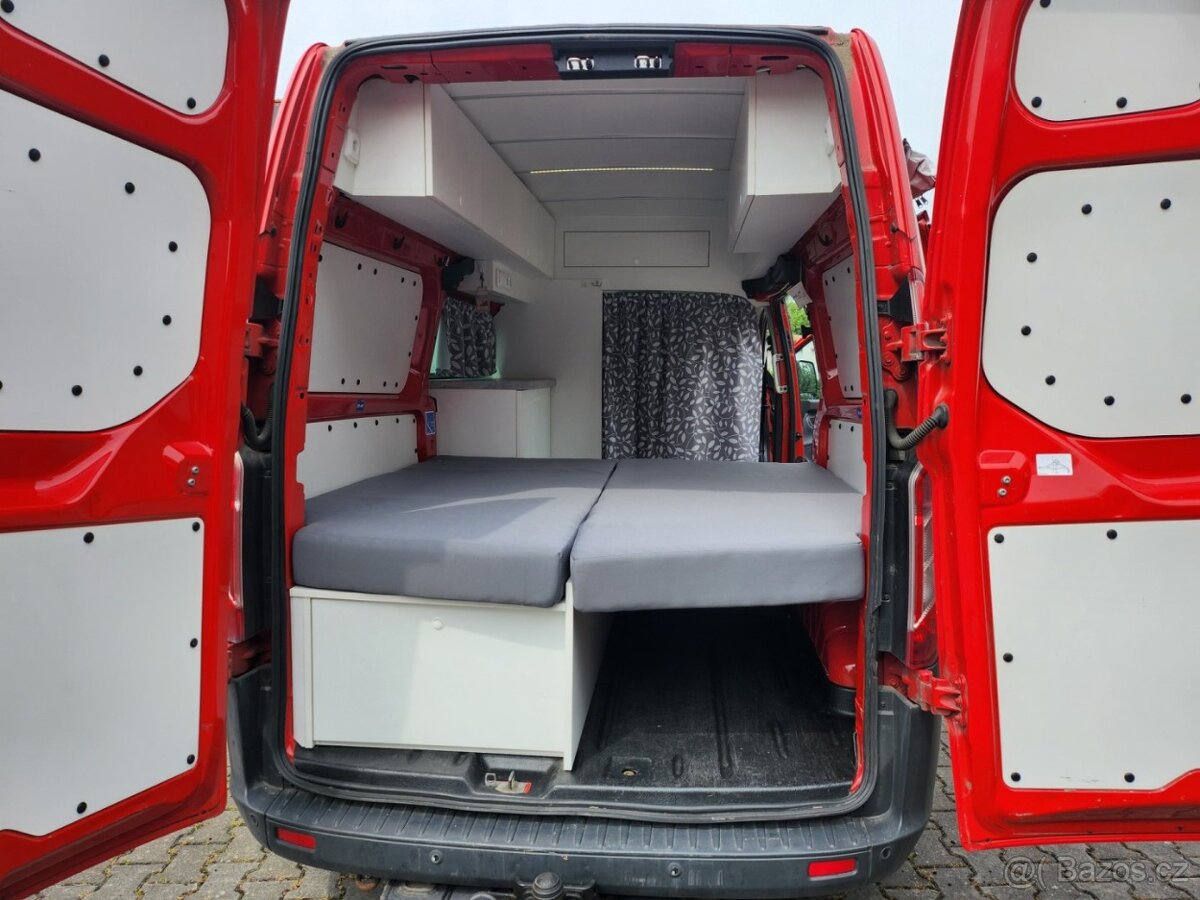 Ford Custom 2.0 tdci 96 kw ZADÁNO - 12