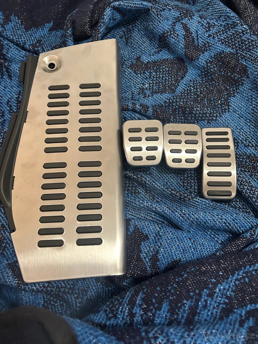 Nerezové nášlapy AUDI ŠKODA VW - 12