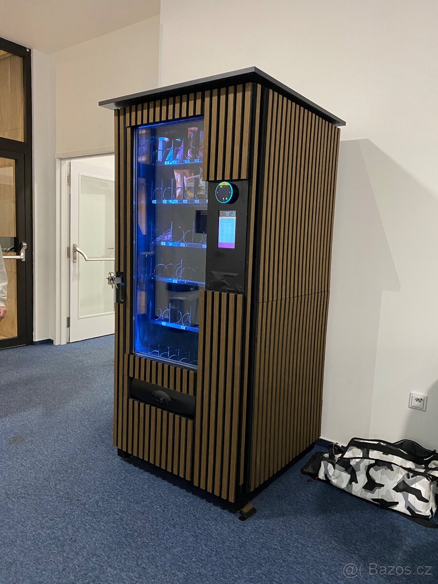 Pronájmu potravinový spirálový, karuselový automat - 12