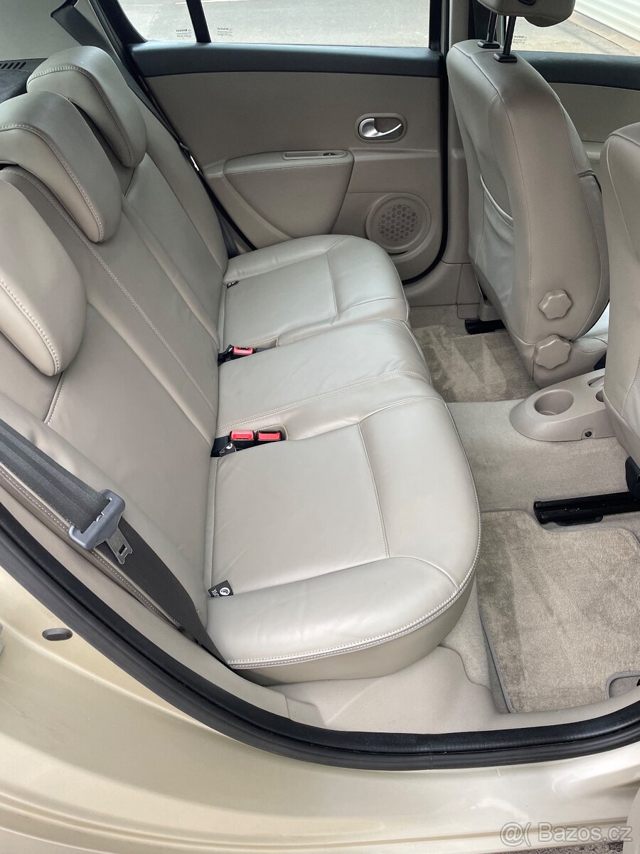 Renault Clio 3 1.6 16V INITIALE - 12