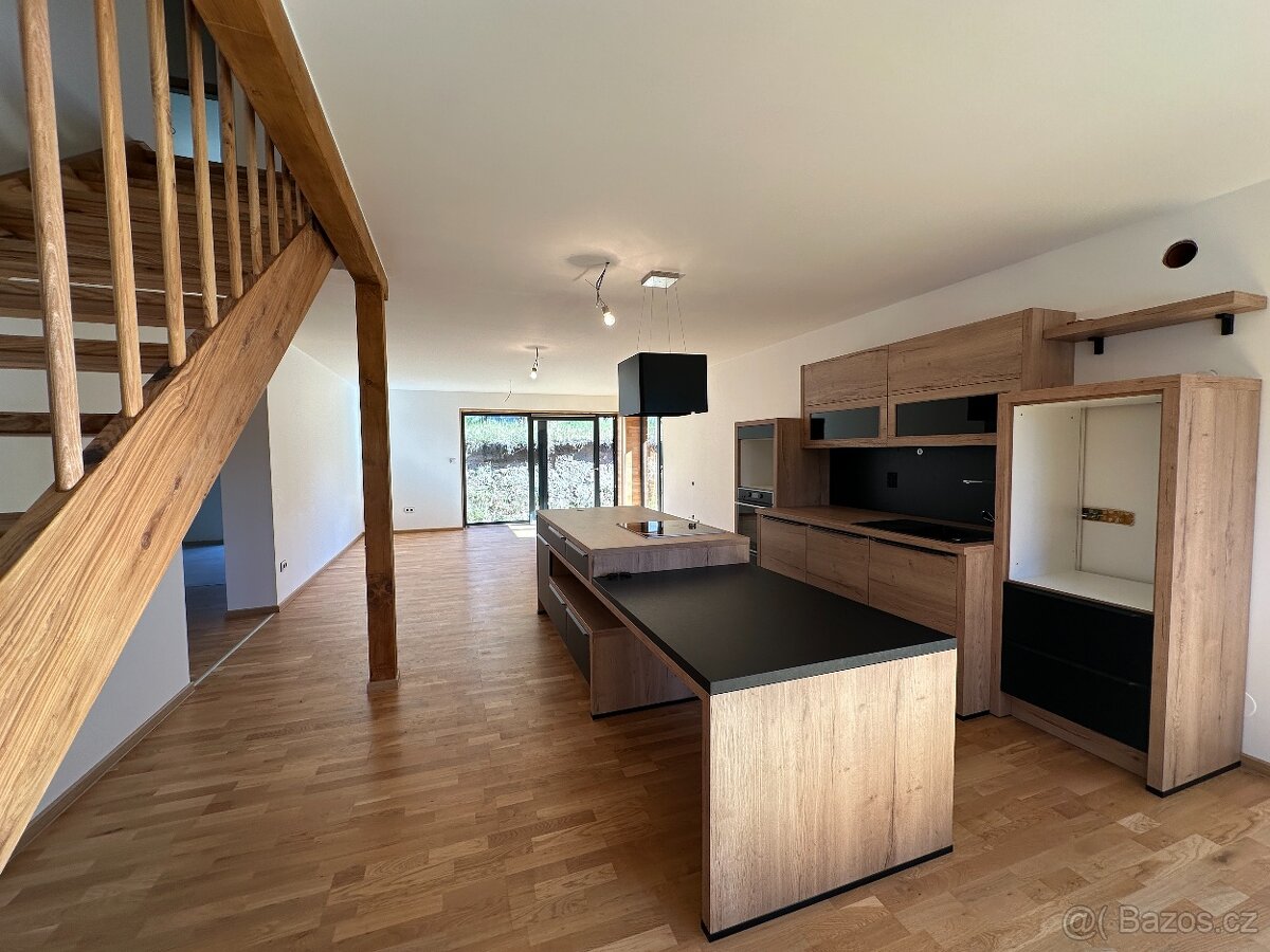 Prodej domu se zahradou Rudíkov (okr. Třebíč) SLEVA na - 12