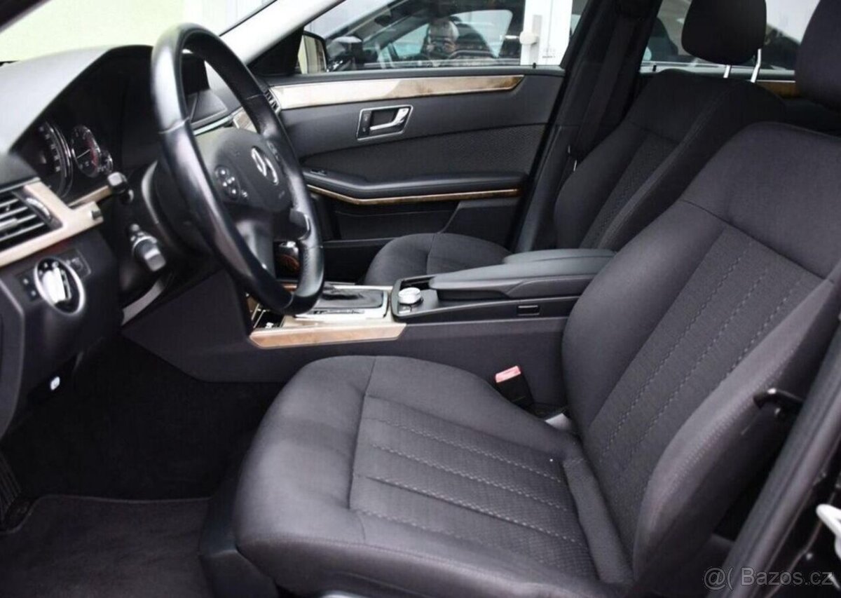 Mercedes-Benz Třídy E 220CDI ELEGANCE 125kW - 12