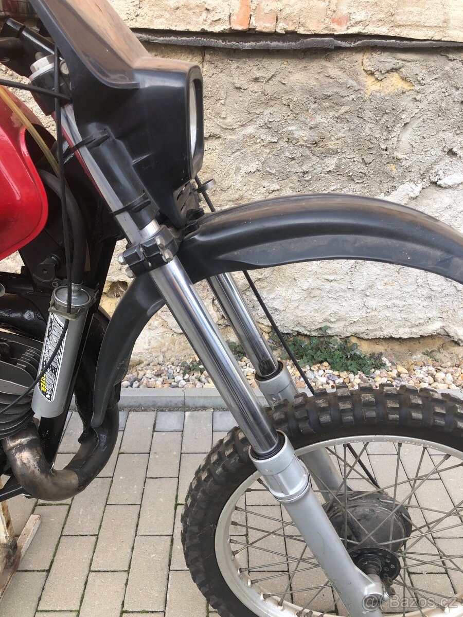 Yamaha YZ 250 1980 - 12