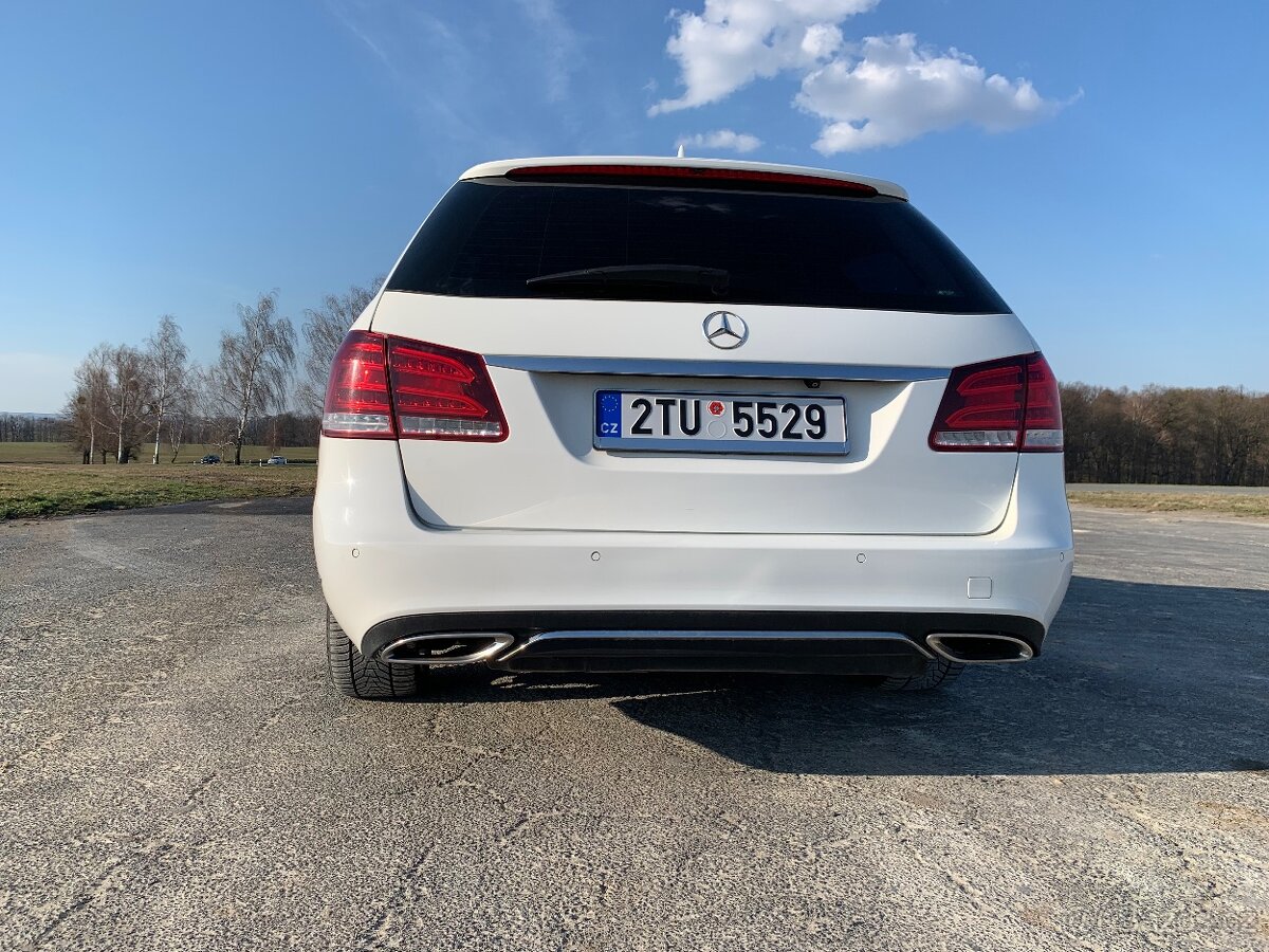 Mercedes Benz E250 - 12
