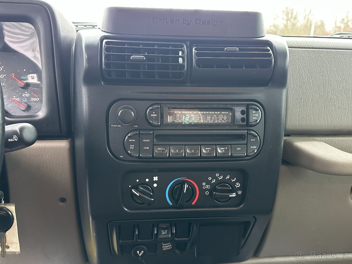 Jeep Wrangler 2005 - 12