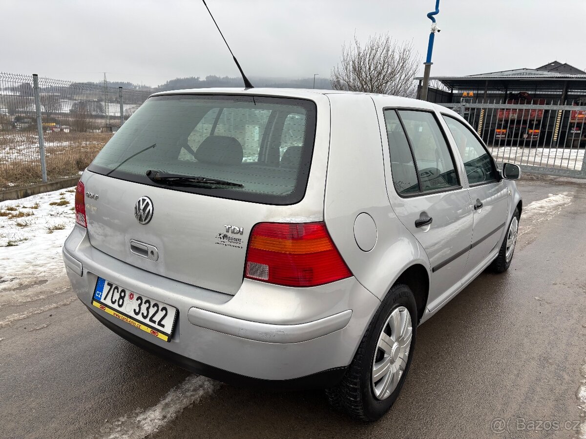 Volkswagen Golf IV 1.9TDI - 12