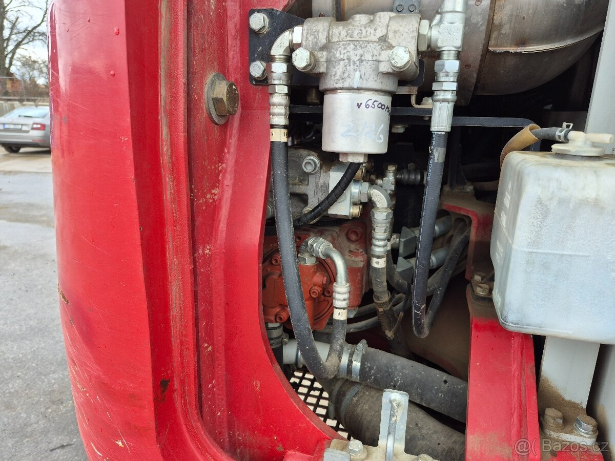 Pásové rypadlo Takeuchi TB2150 - 12