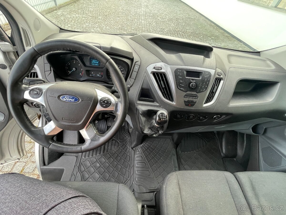 Ford Transit Custom 2.2 , 2014, 3 místa, L2H2 - 12
