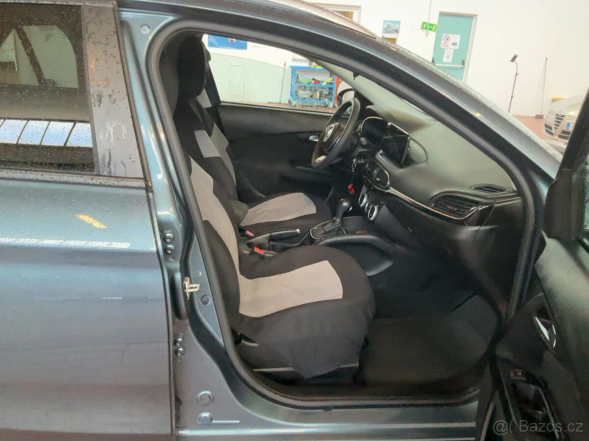 Fiat Tipo1,5 mild-hybrid Cross combi - 12