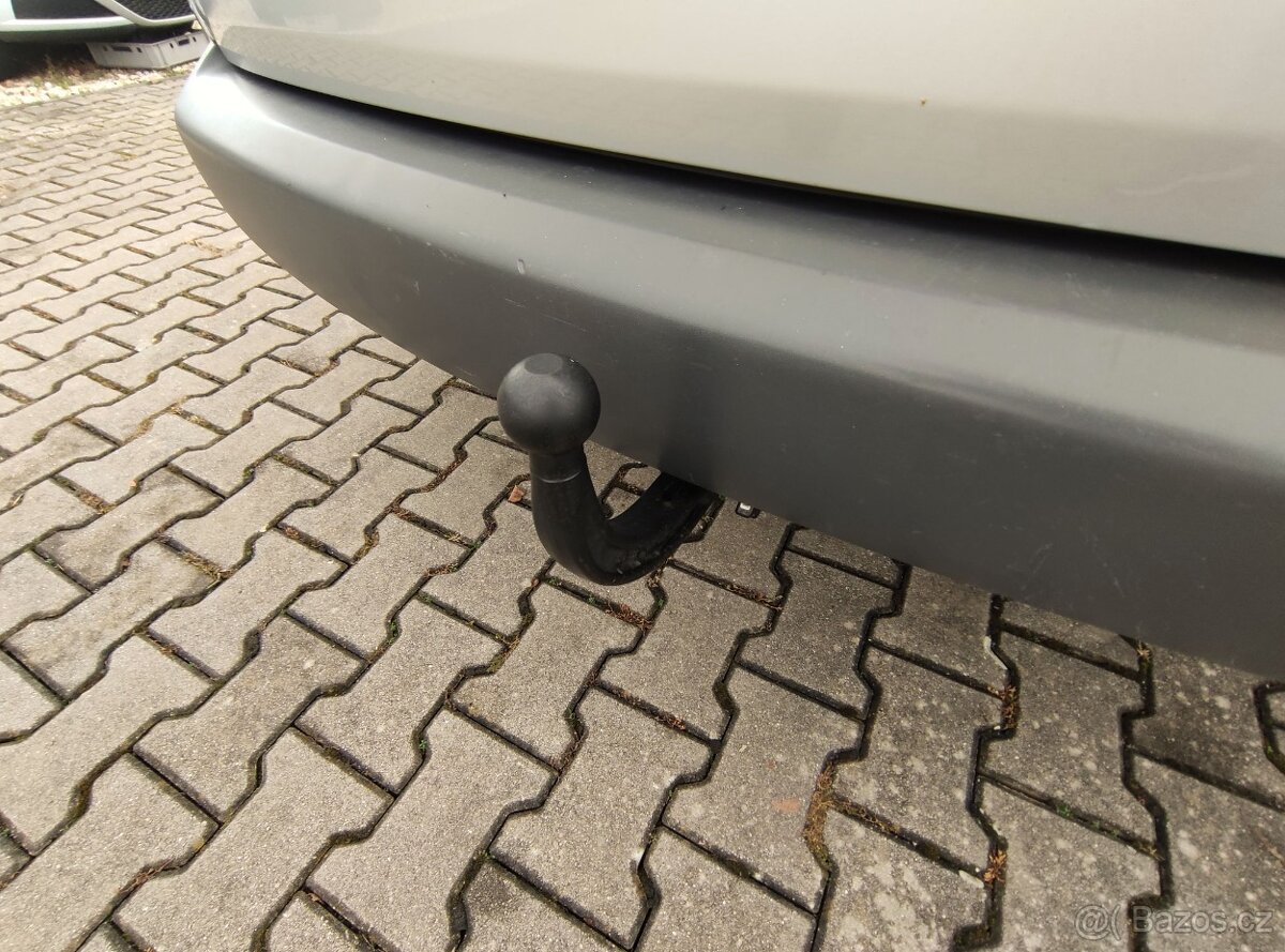 VW CADDY 1.9 TDi 77KW,LIFE,KLIMA,ZÁVĚS,CD,VYHŘ. ZRCÁTKA - 12