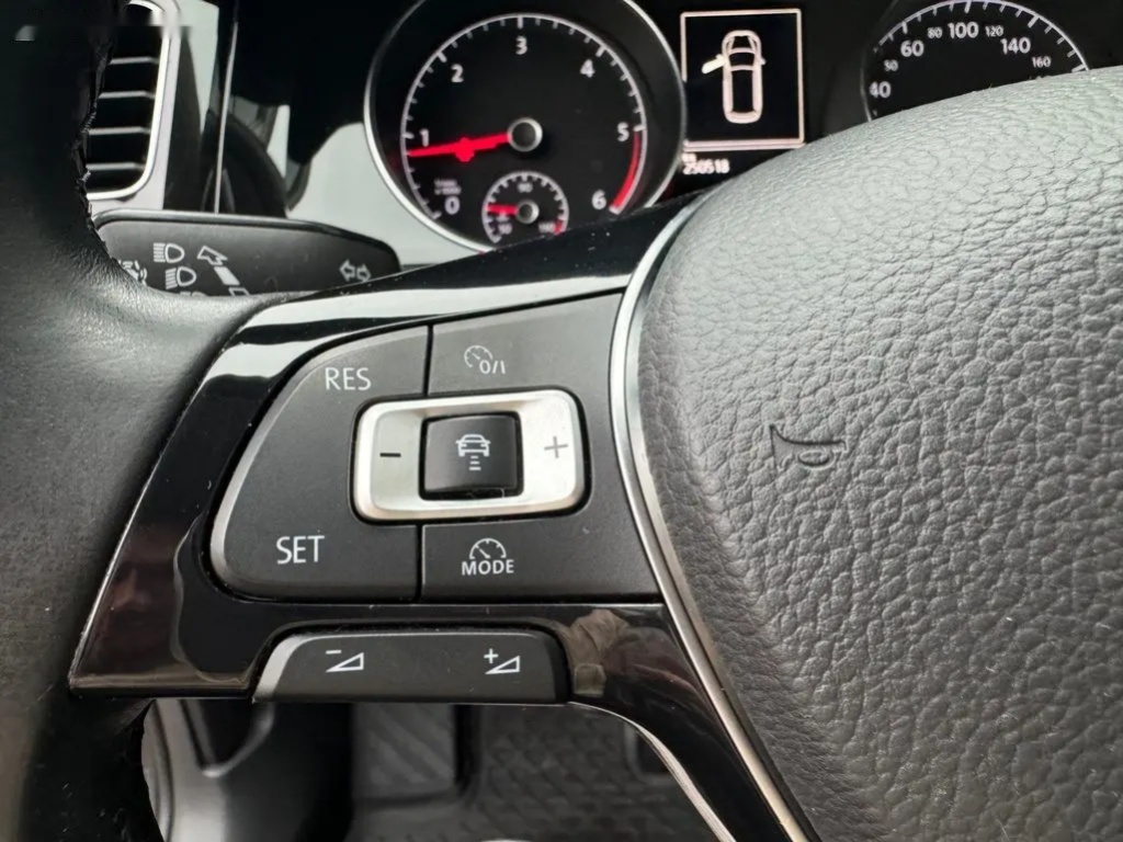 Volkswagen Golf, Variant 2.0TDI Highline - 12