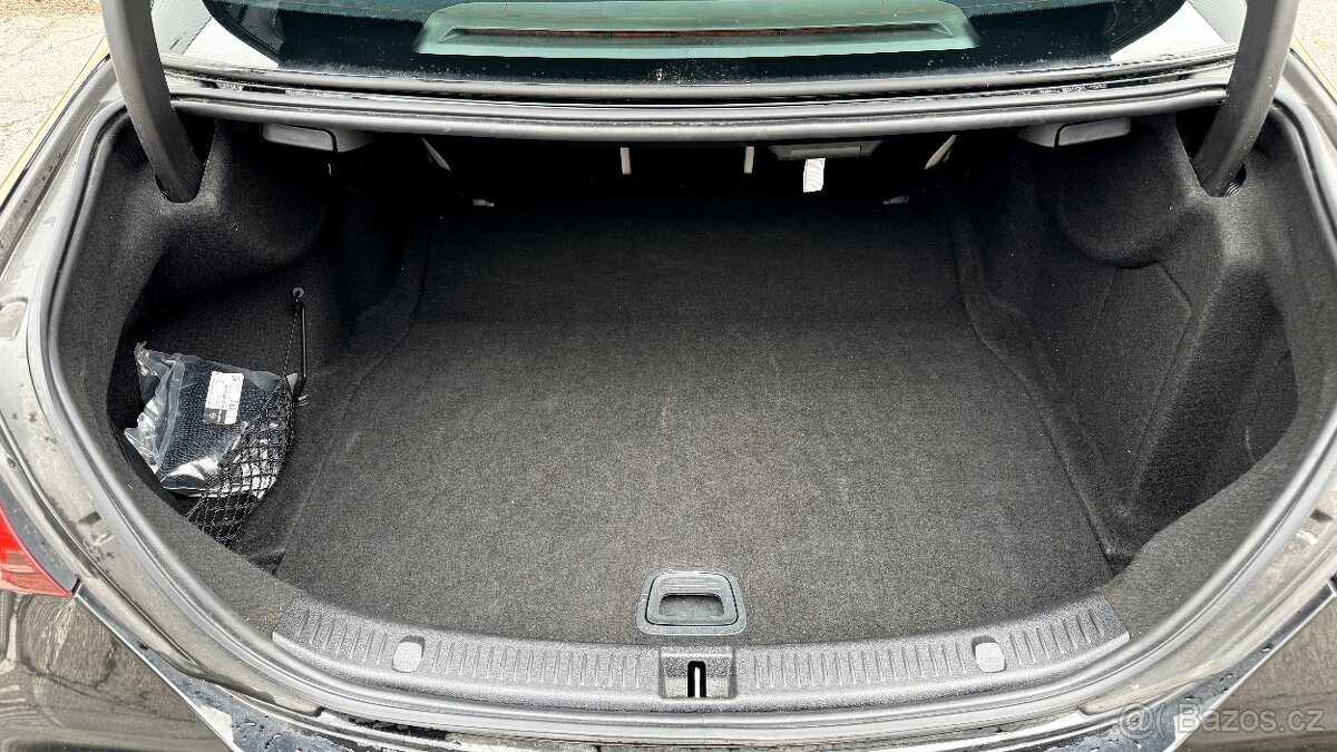 Mercedes-Benz E 200 E Limousine Business - 12