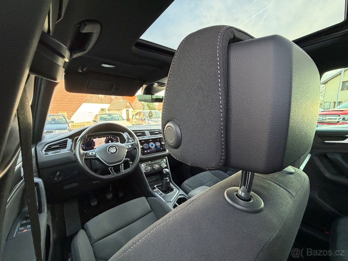 VW Tiguan 1.5TSi R-Line (virtual-tažné-19”-LED) 2020 - 12