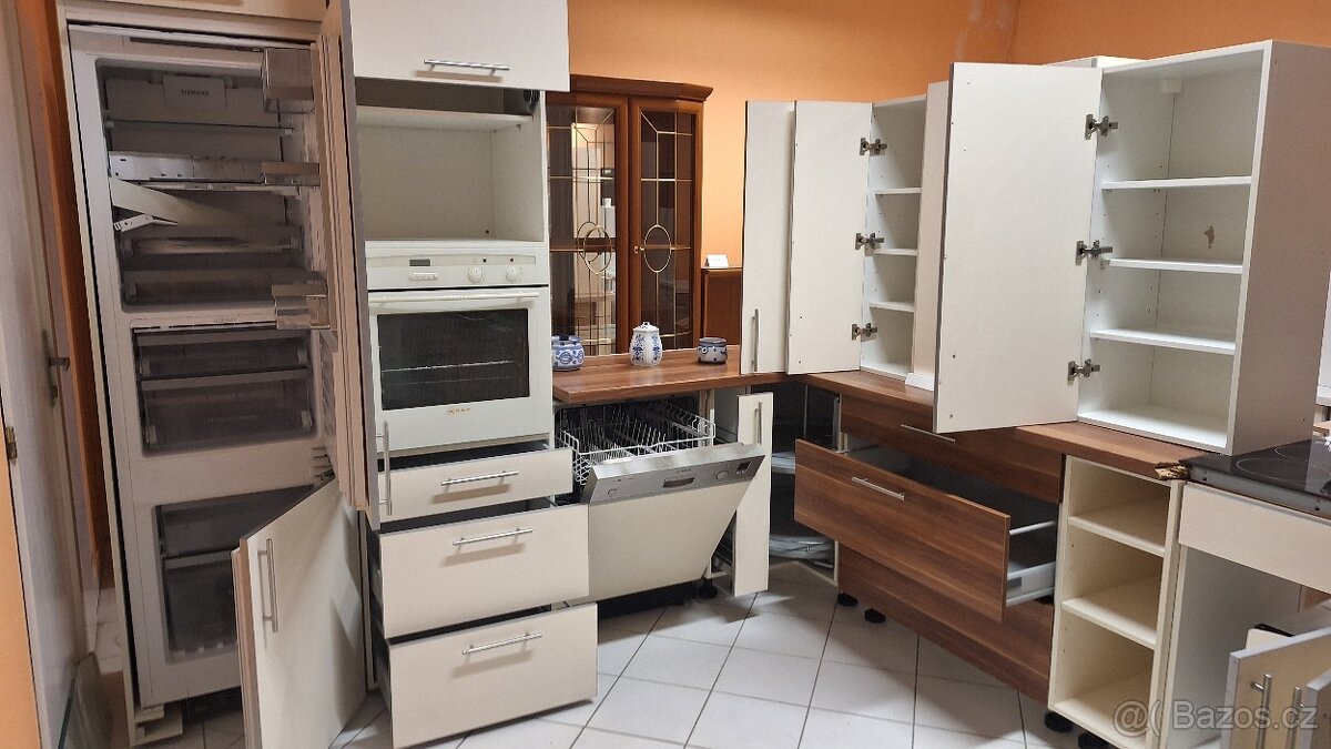 Kuchyňská linka německé výroby - 12