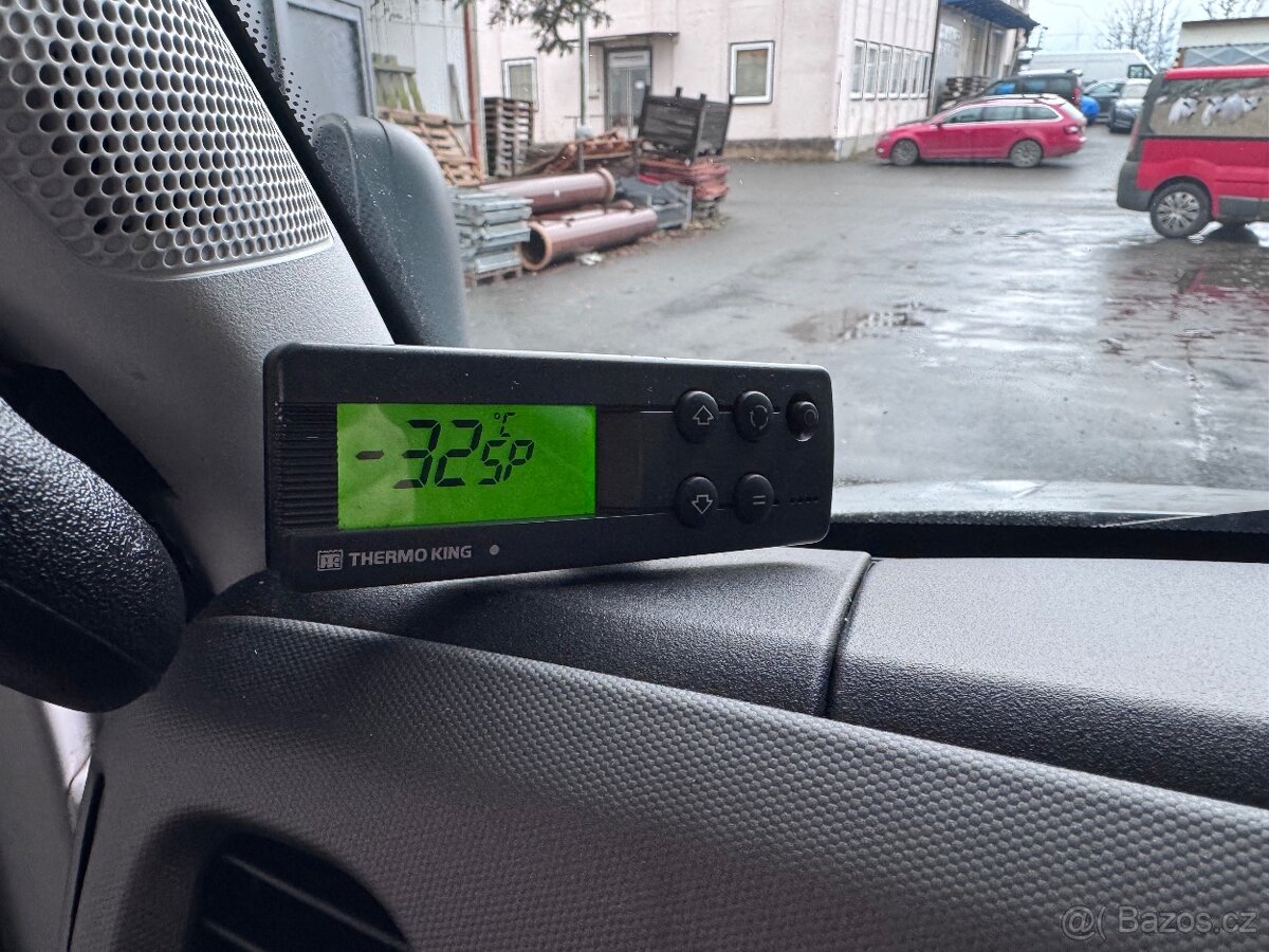 IVECO DAILY 3.0 129 KW MRAZÁK HI-MATIC LED ZÁSUVKA NAVI - 12