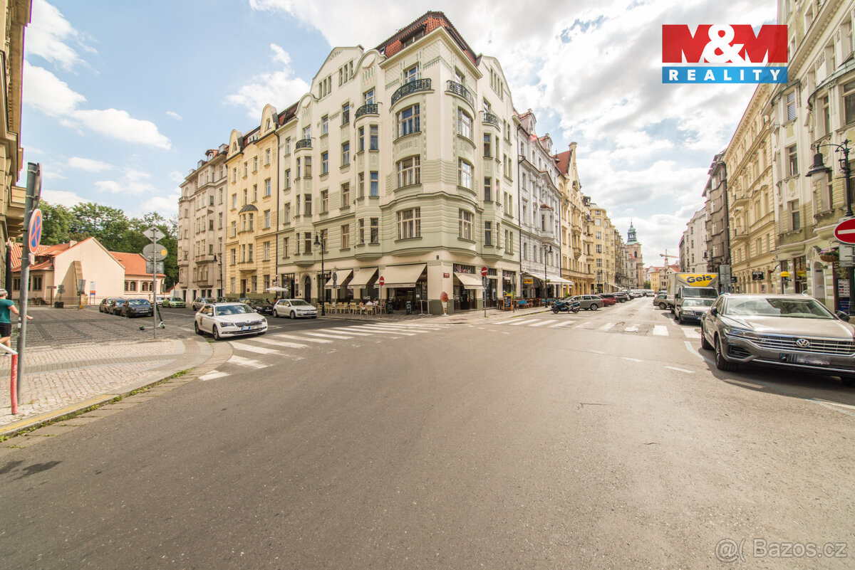 Pronájem bytu 1+kk, 31 m², Praha 1, ul. Valentinská - 12