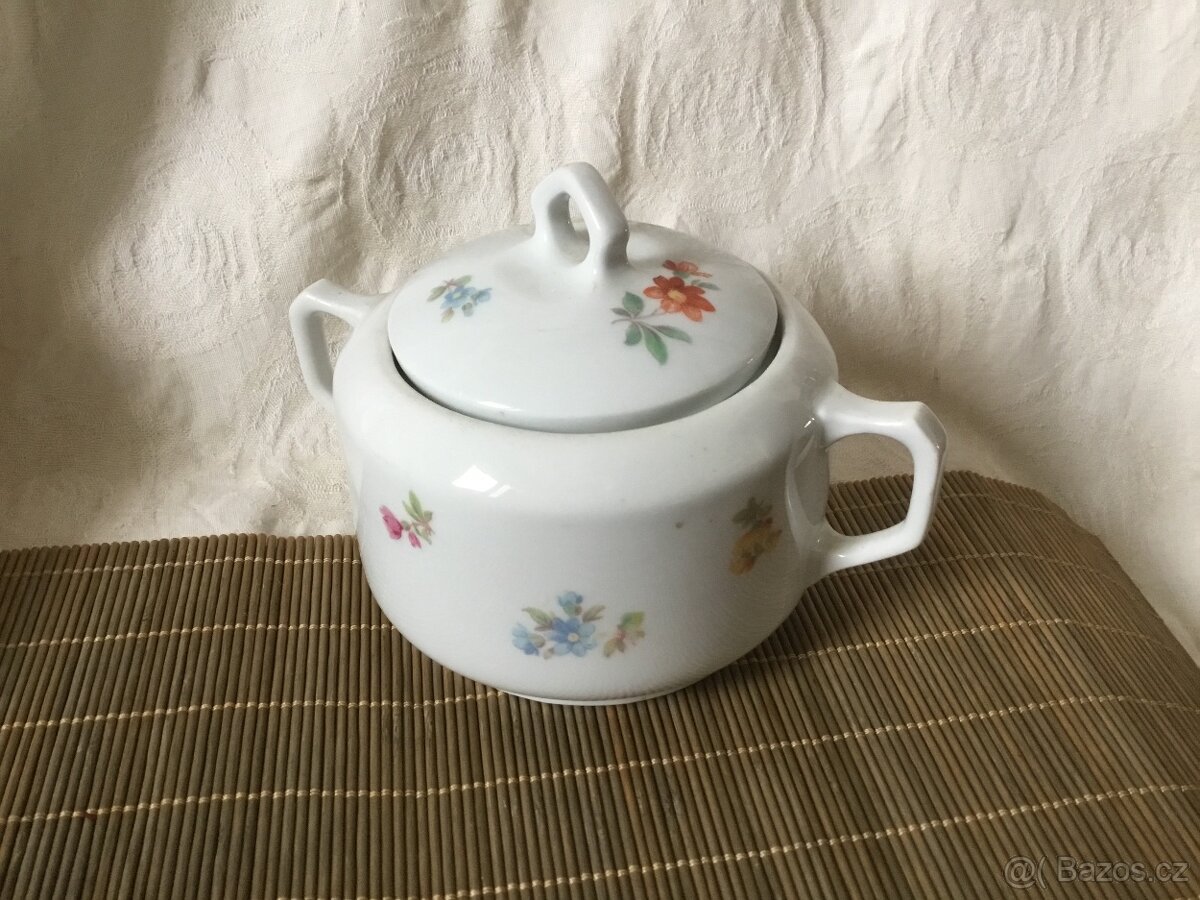 karafa, cukrenka, odlivky, talirek, konvice - 12