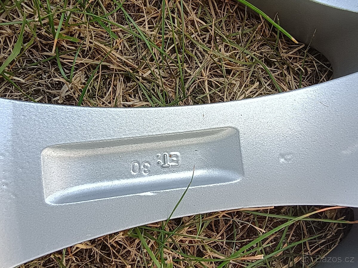 BROCK B21 alu disky 4 ks 9x20 6x114,3 ET30 (27558L) - 12