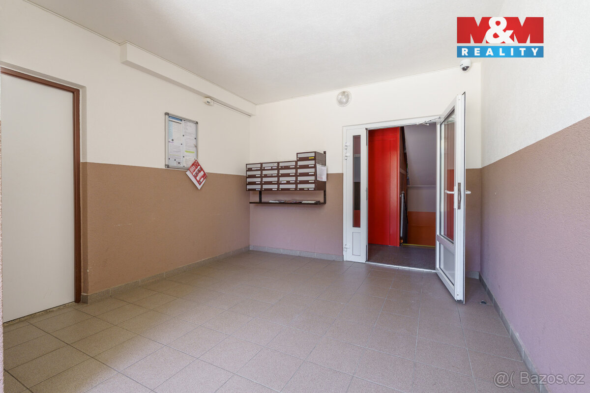 Prodej bytu 3+1, 83 m², Karlovy Vary, ul. Dvořákova - 12