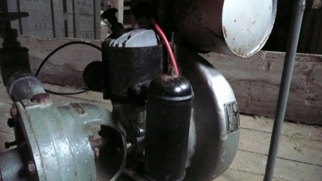 Spalovací motor s čerpadlem - 12