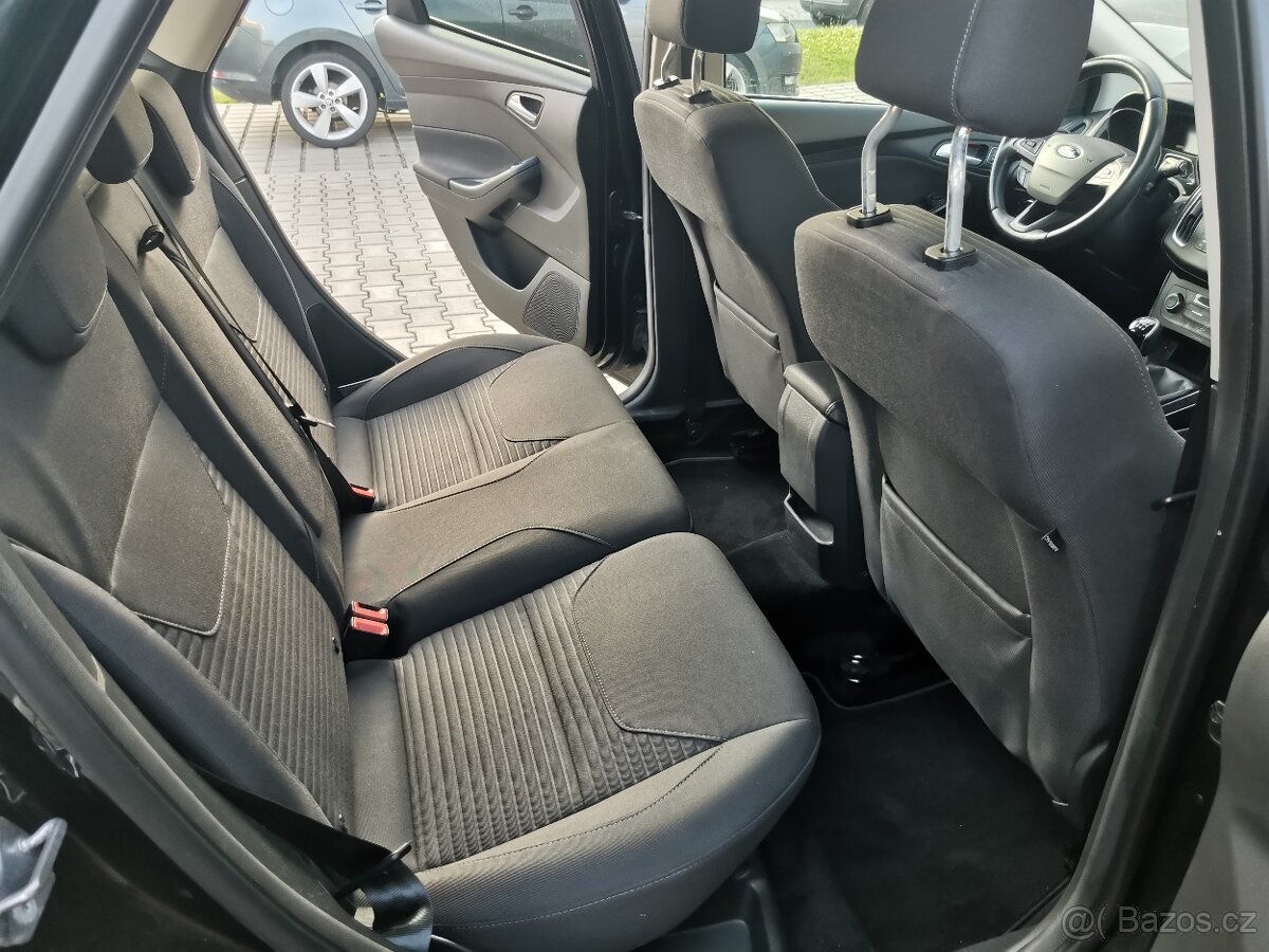 Ford Focus Titanium combi 1.5i 110KW - 12