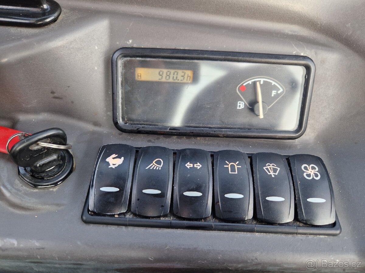 PRODÁM MINIBAGR VOLVO EC18D R.V 2018 - 12