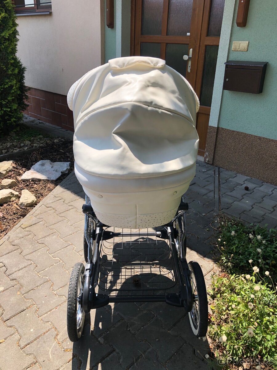 Kočár včetně vajíčka, italská značka CAMI - 12