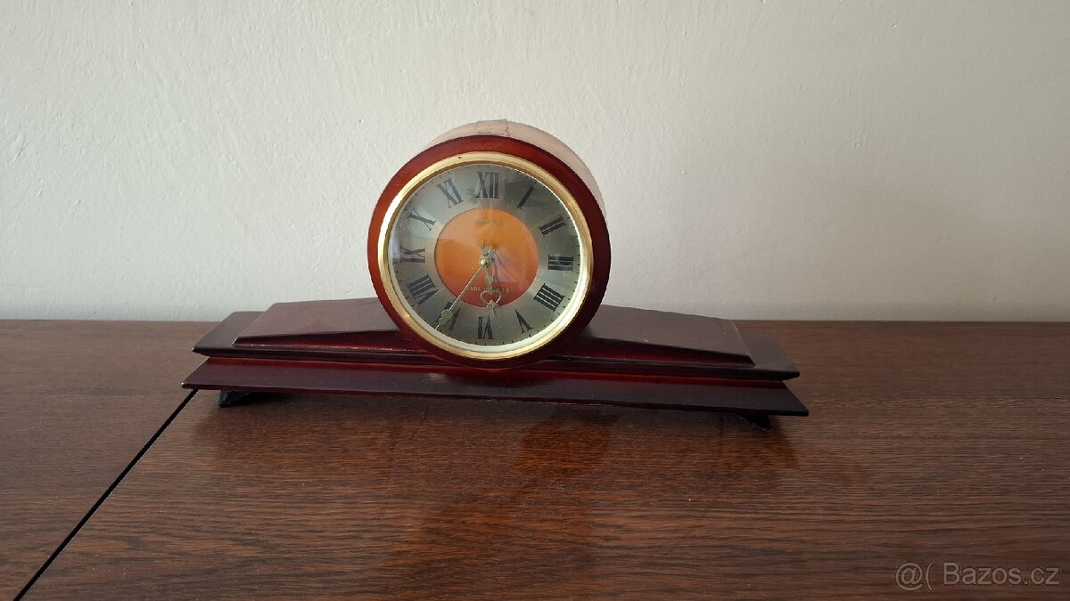 Různé bytové dekorace a cibuláky - 12