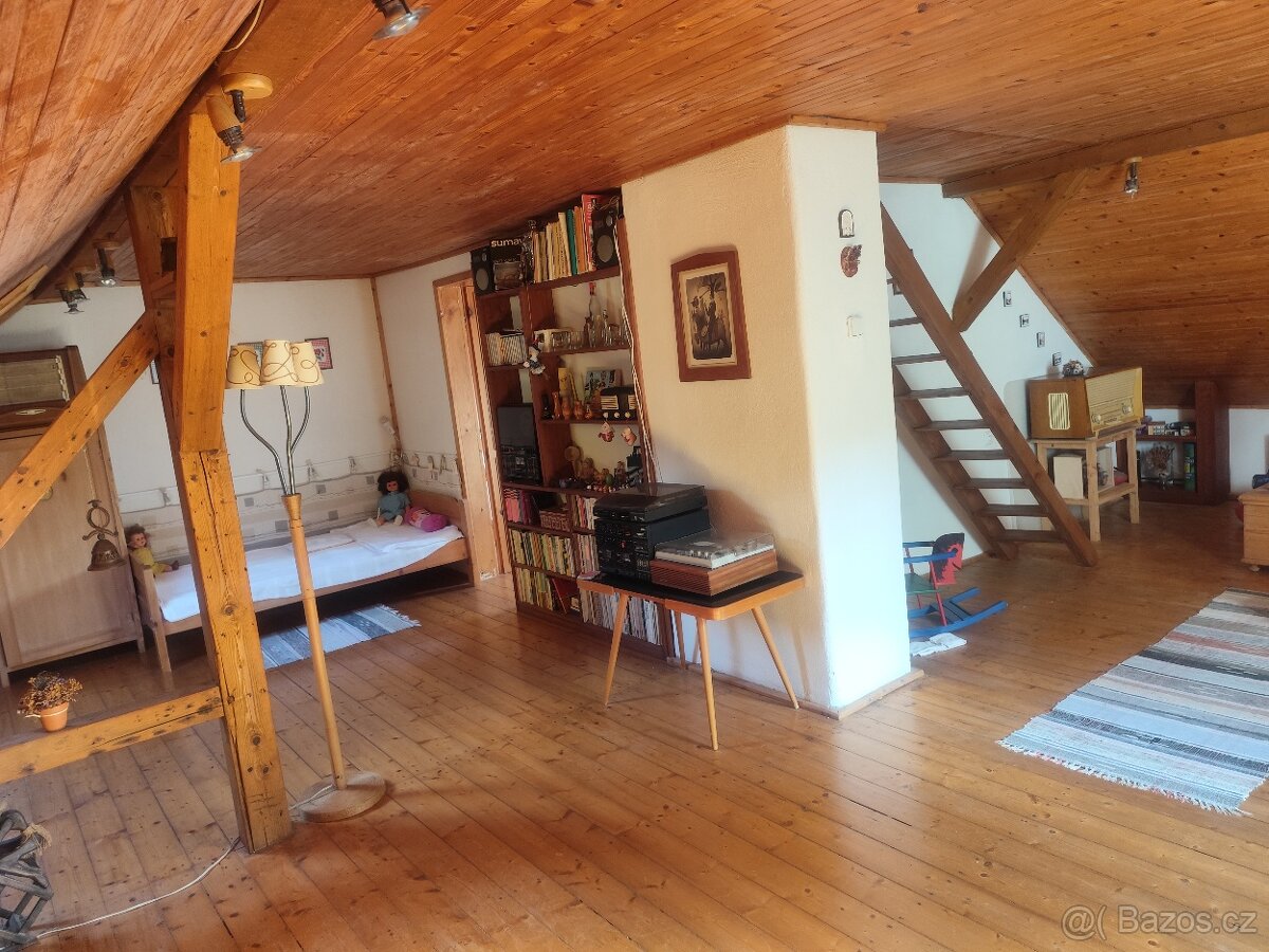 Prodej domu 6+1 • 218 m² - 12