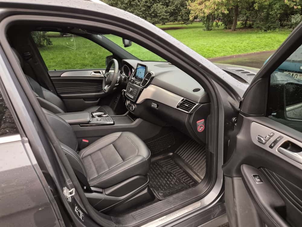 Mercedes-Benz GLE 350D AMG 4M DPH TAŽNÉ - 12