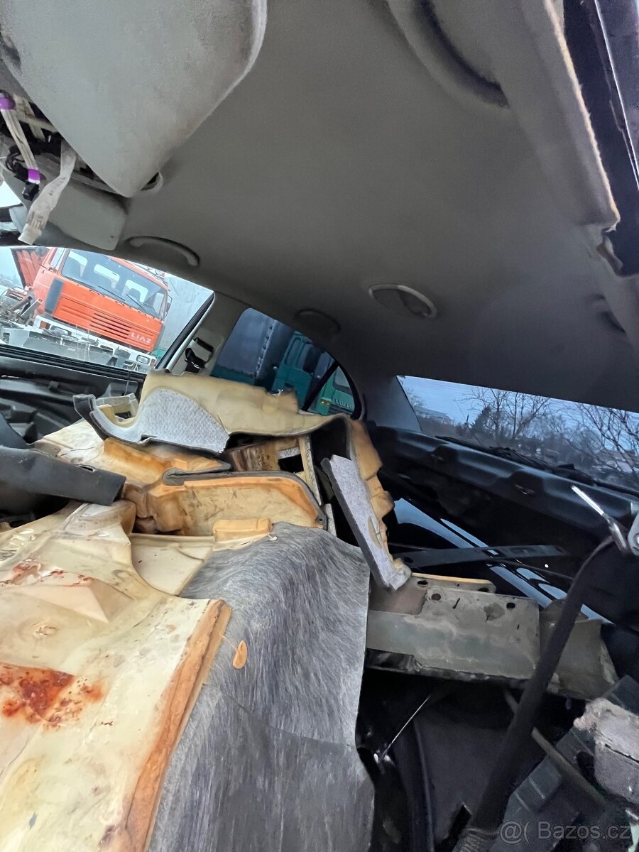 Mercedes E270cdi 2004 W211 - 12