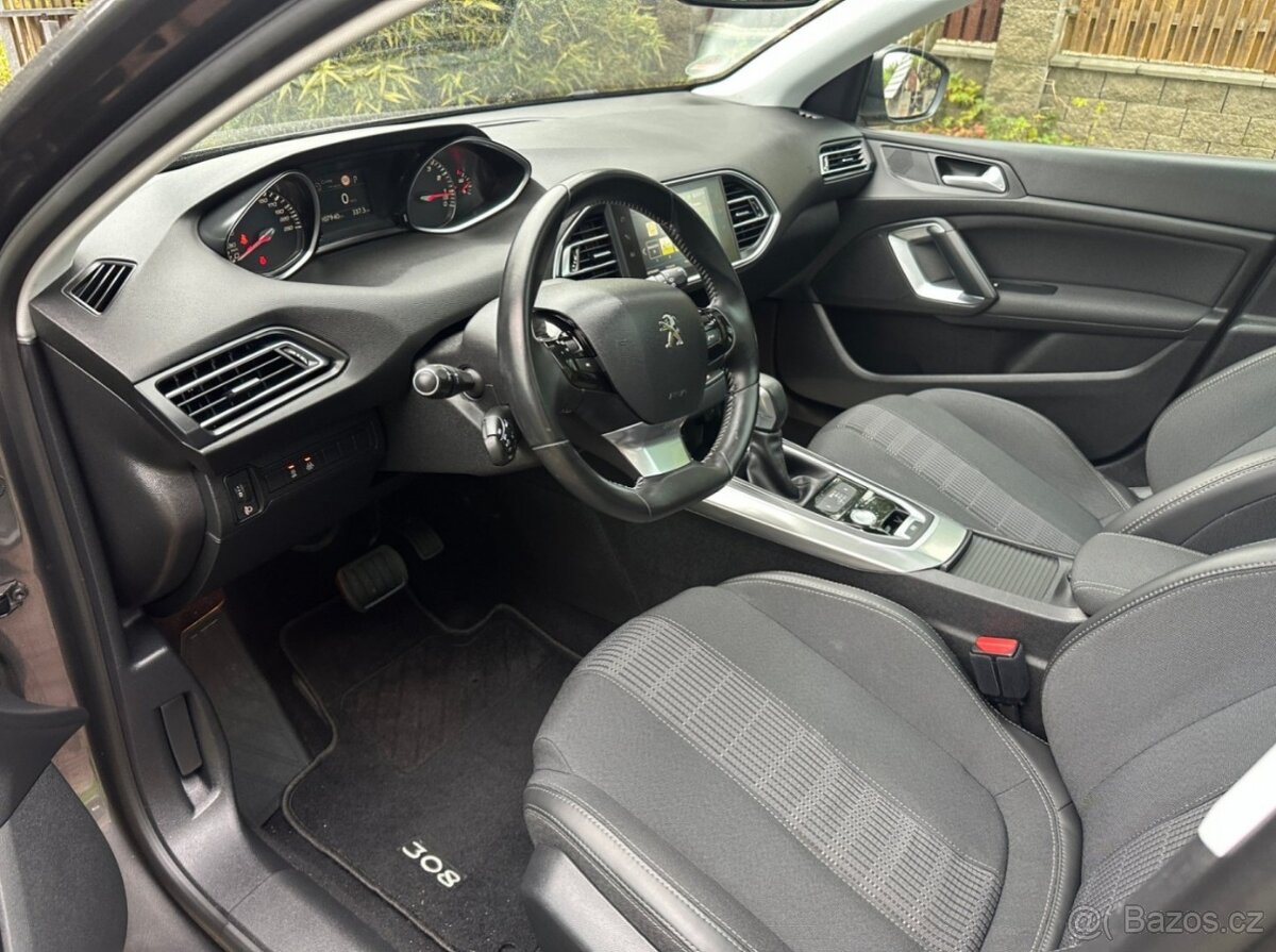 Prodáváme Peugeot 308 1.2T 96kw - 12
