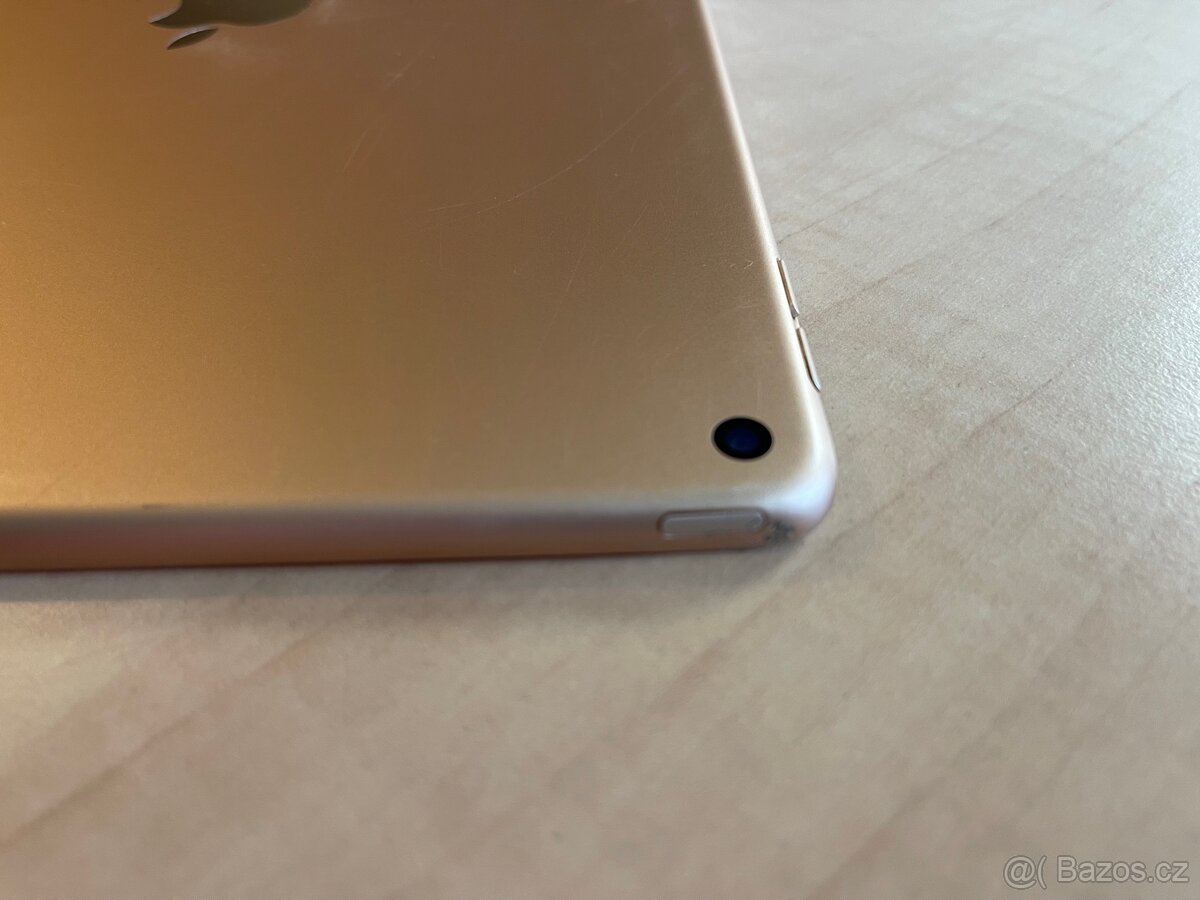 Apple iPad Air 3 Generace (A2152) 64Gb - 12