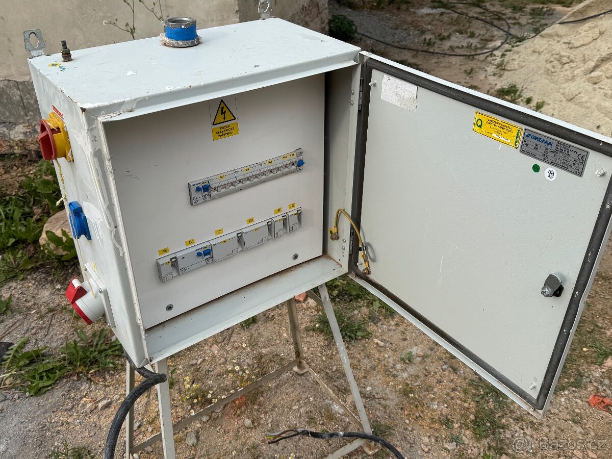 Stavební rozvaděč BREMA - 12