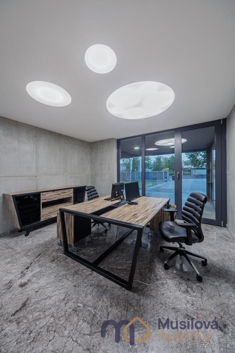Prodej administrativní budovy 243 m2 pozemek 1.062 m2 - 12